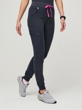 FIGS Women’s High Waisted Zamora Jogger Scrub Pants Night Sky Small